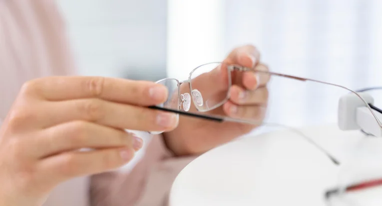 Послуга: Лікування астигматизму